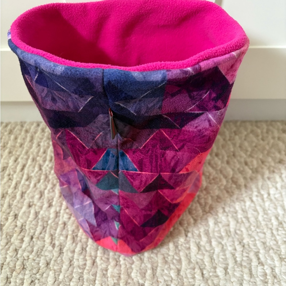 Patagonia Kids Neck Gaiter Pink Purple Blue Geometric